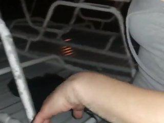 Sexy Milf bläst und fickt bbc am Strand