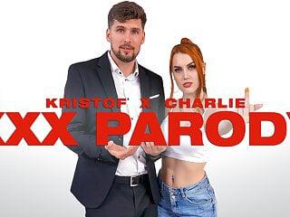 Rotschopf bettelt um den Freund ihrer besten Freunde