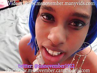 Teenagerin bläst - Sperma in der Öffentlichkeit