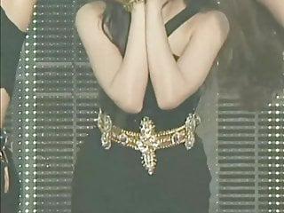 Nao will dir mehr als nur einen Schwanz - Gruppensex mit Naomi